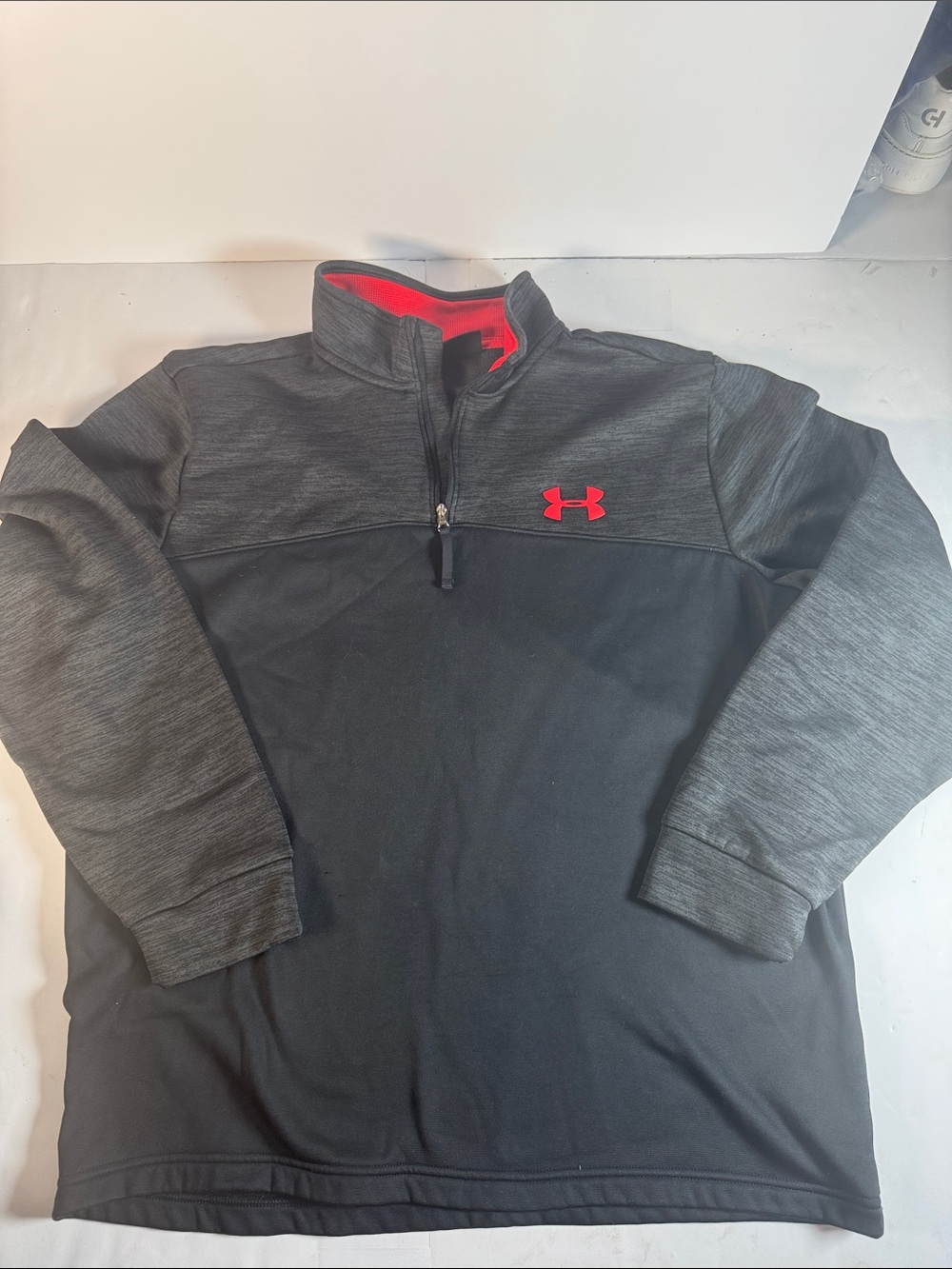 Under Armour Men's Black & Heather Gray Quarter-Zip Pullover with Red Logo